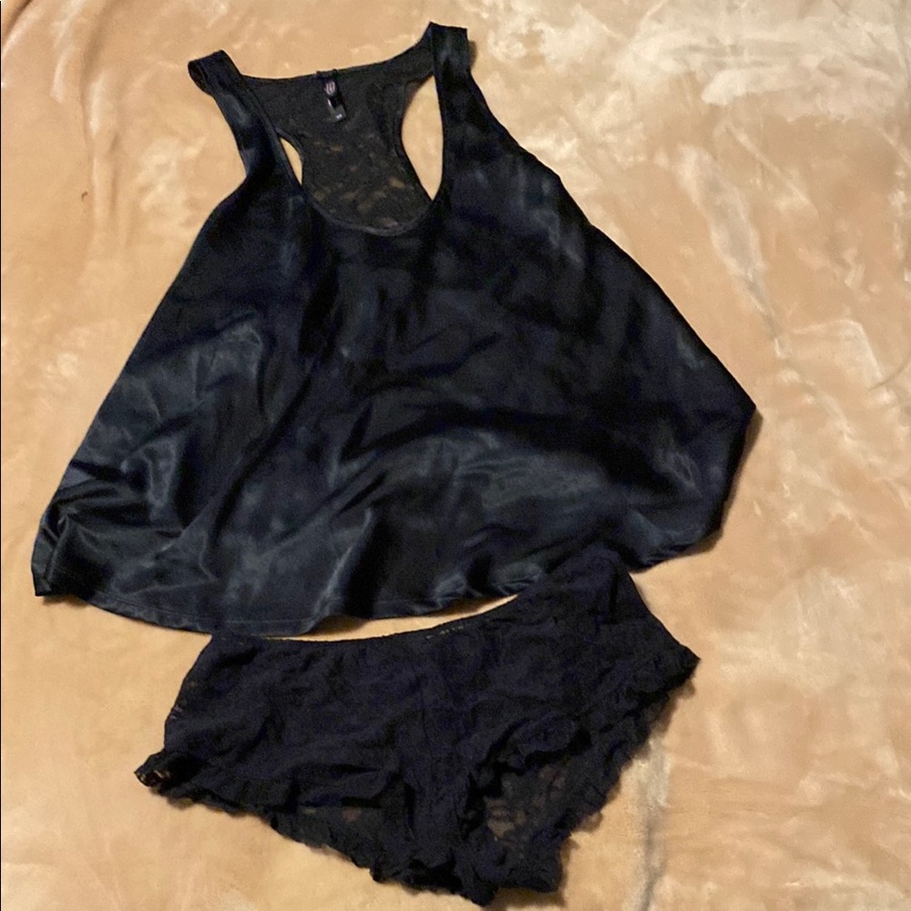 Victoria’s Secret Lace Tank Top Ruffle Panty Sleep Set Sz M